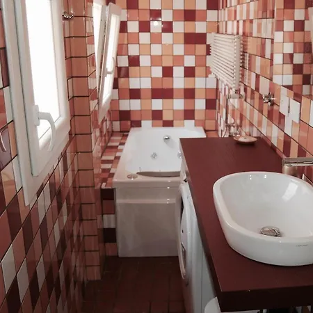 Homebo Casa Nel Borgo *